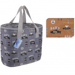 Kjølebag med håndtak og BBQ-design. Kapasitet 24 L, måler 39x21,5x32,5 cm.